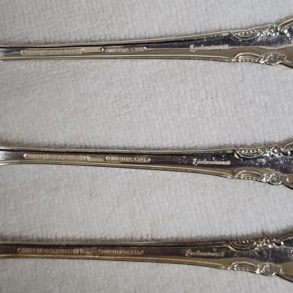 Oneida 1881 Rogers Enchantment Serving Utensils Silver Plate LondonTown 13 Pcs